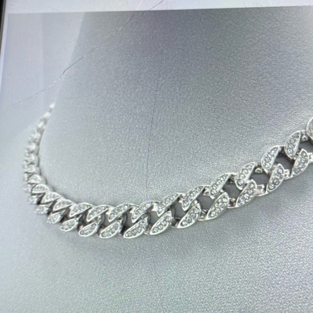 Sliver necklace